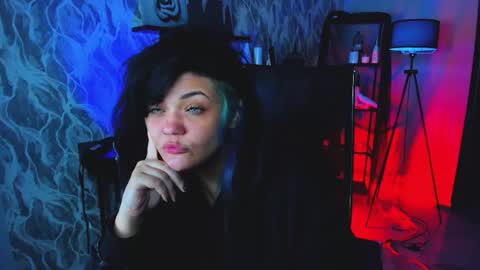 Mary online show from 11/03/25, 11:26