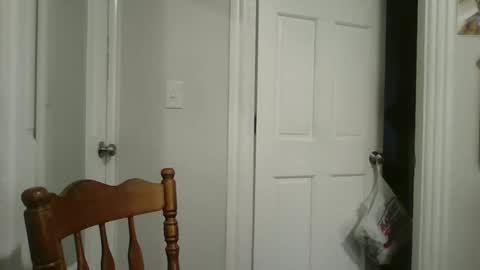 Snapshot of maryjaneflowers chatting on 12/23/24, 12:52 maryjaneflowers online show from 12/23/24, 12:52