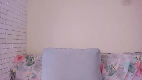 Mari online show from 03/18/26, 07:33