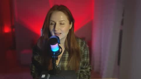 Snapshot of maryleesa chatting on 04/29/26, 08:37 SirenVictoria online show from 04/29/26, 08:37