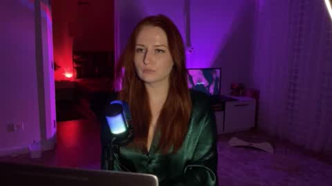 Snapshot of maryleesa chatting on 05/15/26, 07:21 SirenVictoria online show from 05/15/26, 07:21