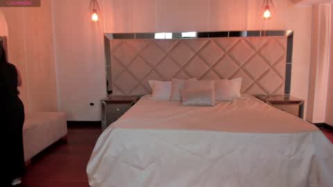  Mary  online show from 01/26/25, 12:11