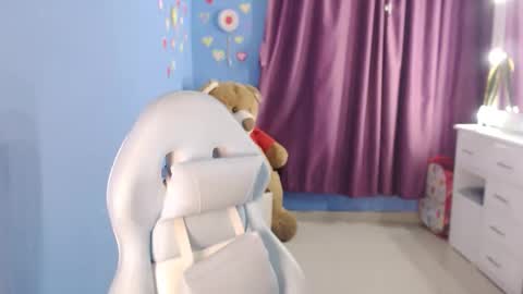 maryline online show from 12/24/24, 11:44