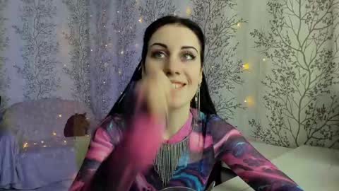 Mary Lou online show from 02/21/25, 06:29