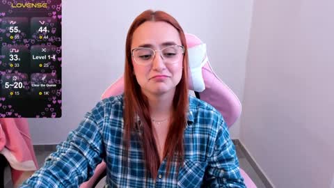 Dulce Maria online show from 12/27/24, 09:54