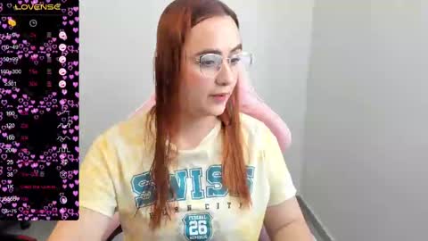 Dulce Maria online show from 02/26/25, 04:56