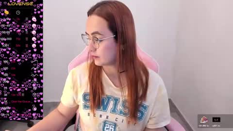 Dulce Maria online show from 02/26/25, 11:04