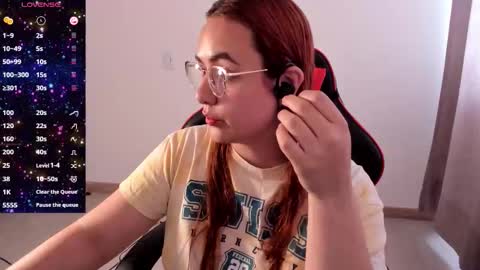 Dulce Maria online show from 10/09/25, 05:55