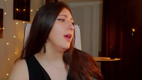 Mary Miller online show from 09/20/25, 09:32