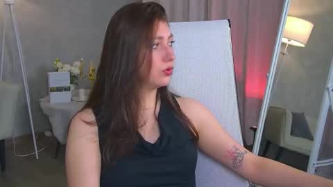 Mary Miller online show from 11/18/25, 10:20