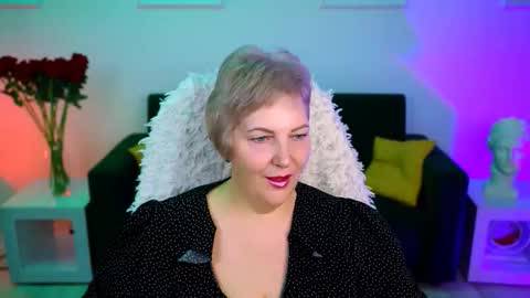 marymogan online show from 11/17/25, 04:51