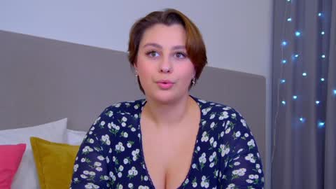 MaryMurrays online show from 02/06/25, 01:05