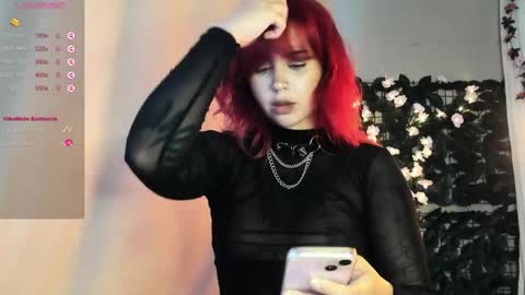Snapshot of marynixoxo chatting on 06/08/26, 04:07 Mary x online show from 06/08/26, 04:07