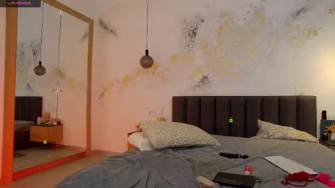 Marina online show from 02/13/25, 06:05