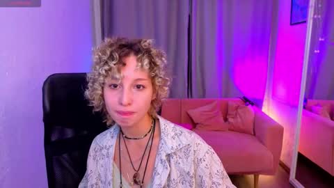 Mary online show from 10/13/25, 06:02