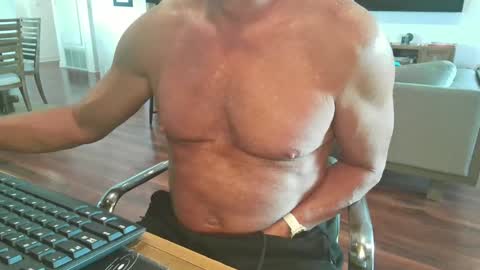 mascmuscle49 online show from 12/13/24, 06:05