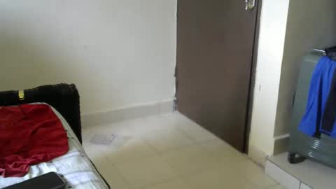 Cate online show from 10/25/25, 07:38