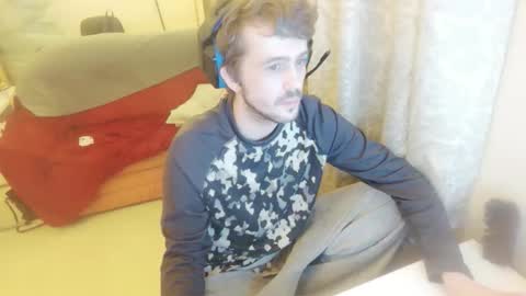 Snapshot of mash_potatoes_are_good chatting on 04/06/26, 02:09 mash_potatoes_are_good online show from 04/06/26, 02:09