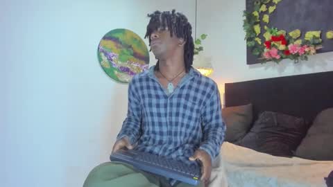 Snapshot of mashall_lee chatting on 03/03/26, 07:20 MARSHALL LEE online show from 03/03/26, 07:20