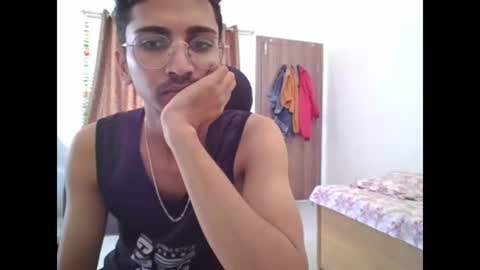 maskboyz2003 online show from 12/05/24, 07:49