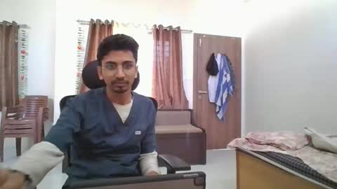 maskboyz2003 online show from 12/11/24, 05:53