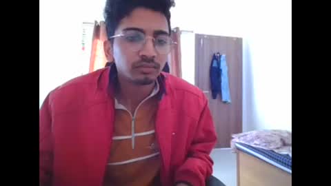 maskboyz2003 online show from 12/17/24, 03:28