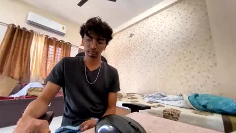 maskboyz2003 online show from 10/21/25, 05:08