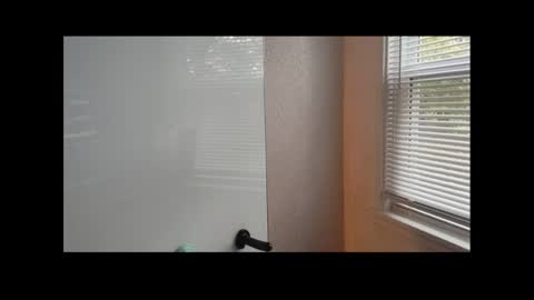 Snapshot of maskedcontrastx chatting on 10/23/25, 01:43 BlackMystique online show from 10/23/25, 01:43