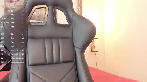 Snapshot of maskedgirl01 chatting on 02/03/26, 07:19 Scarlet online show from 02/03/26, 07:19