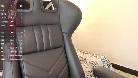 Snapshot of maskedgirl01 chatting on 02/07/26, 07:06 Scarlet online show from 02/07/26, 07:06