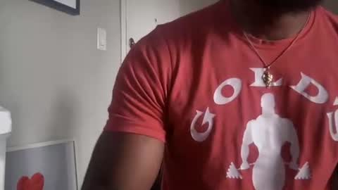 Snapshot of maskedmanblacc chatting on 10/26/25, 06:47 maskedmanblacc online show from 10/26/25, 06:47