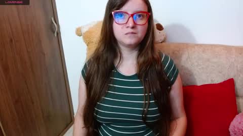 Monica online show from 05/08/26, 09:42
