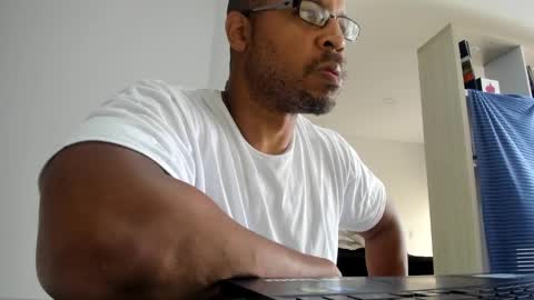 Snapshot of mason_fit chatting on 02/14/25, 06:29 Mason Andre online show from 02/14/25, 06:29