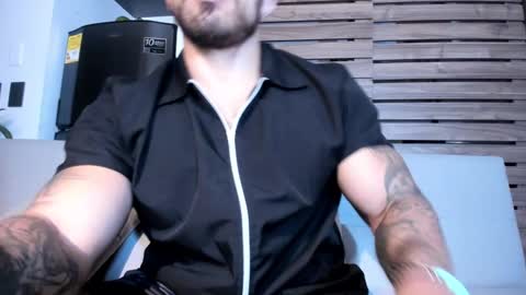 Snapshot of mason_fit chatting on 02/23/25, 06:17 Mason Andre online show from 02/23/25, 06:17