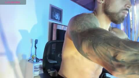 Snapshot of mason_fit chatting on 11/04/25, 09:03 Mason Andre online show from 11/04/25, 09:03