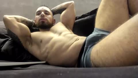 Snapshot of mason_fit chatting on 11/14/25, 06:01 Mason Andre online show from 11/14/25, 06:01