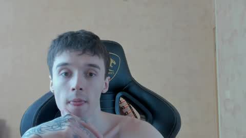 Snapshot of mason_warhol chatting on 04/19/26, 03:33 Mason online show from 04/19/26, 03:33