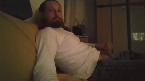 Snapshot of masoni_devil_take_xy chatting on 10/13/25, 03:50 Nikola online show from 10/13/25, 03:50