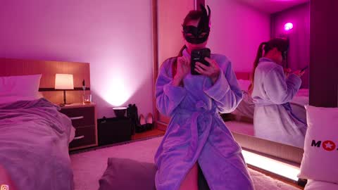 Snapshot of masqueradeporn chatting on 02/26/25, 07:27 DickJane online show from 02/26/25, 07:27