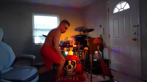 Snapshot of massageartist chatting on 11/22/25, 08:52 HappyZending online show from 11/22/25, 08:52