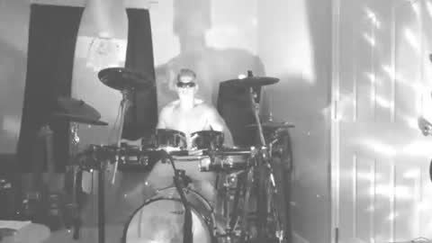 Snapshot of massageartist chatting on 03/04/26, 05:02 HappyZending online show from 03/04/26, 05:02