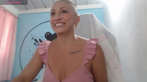 massiel ferreti online show from 11/11/25, 10:32