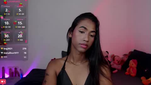 Snapshot of massielhot chatting on 11/20/25, 03:01 massielhot online show from 11/20/25, 03:01