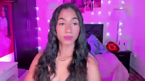 Snapshot of massielhot chatting on 03/12/26, 08:59 massielhot online show from 03/12/26, 08:59