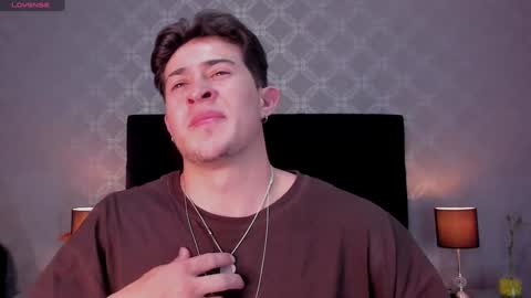 Snapshot of massimo_bianco chatting on 01/10/25, 01:52 Massimo online show from 01/10/25, 01:52