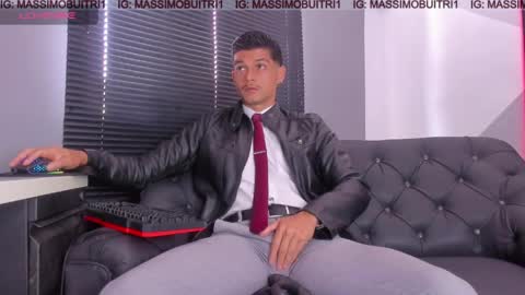 I am Massimo online show from 04/24/26, 03:25