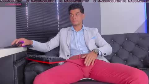 I am Massimo online show from 06/22/26, 02:47