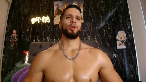 massimo_greco2 online show from 03/18/26, 09:40