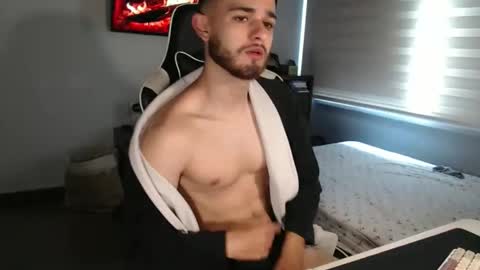 Massimo Santino online show from 04/17/26, 03:48