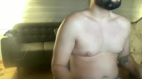 Snapshot of massimolee chatting on 07/26/26, 04:09 massimolee online show from 07/26/26, 04:09